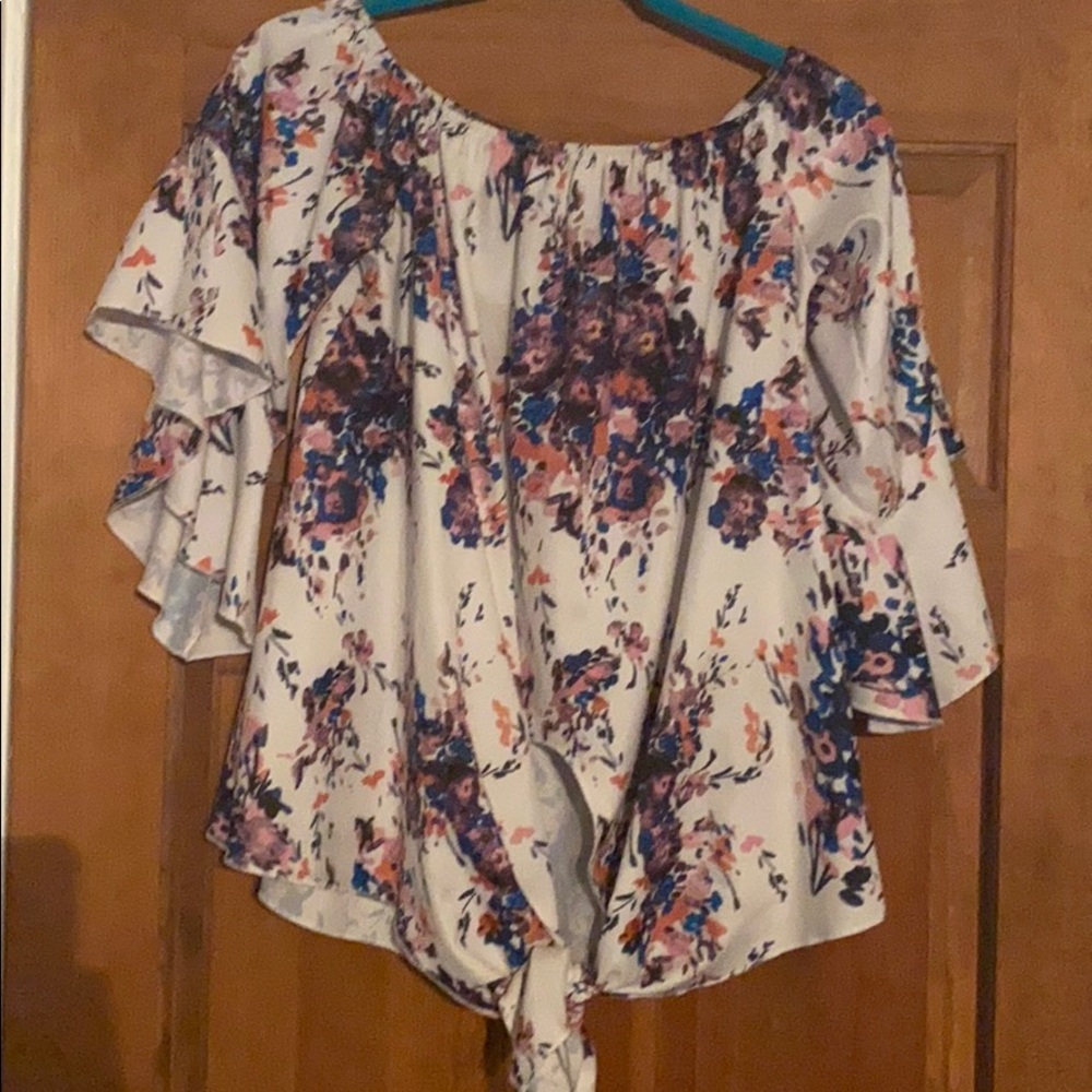 Women’s blouse